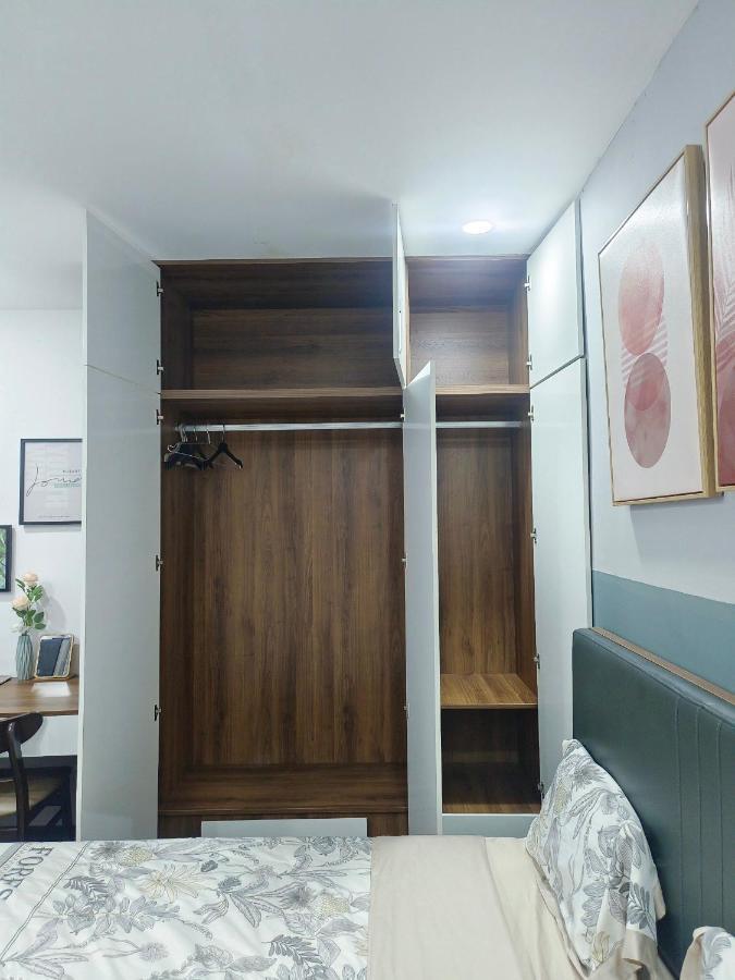 Апартаменты Start House Coliving Walk 5 Minute To The Airport Хошимин Экстерьер фото