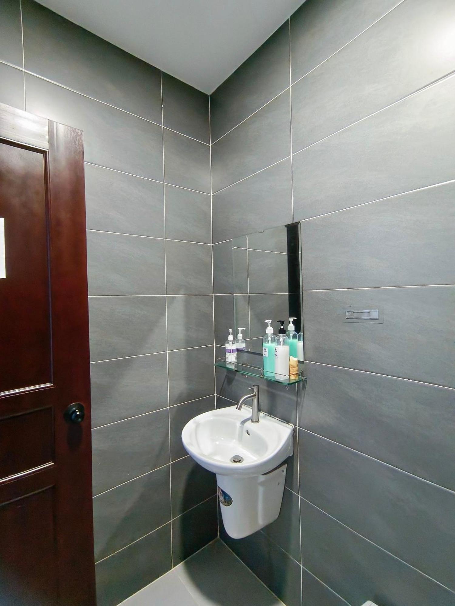 Апартаменты Start House Coliving Walk 5 Minute To The Airport Хошимин Номер фото
