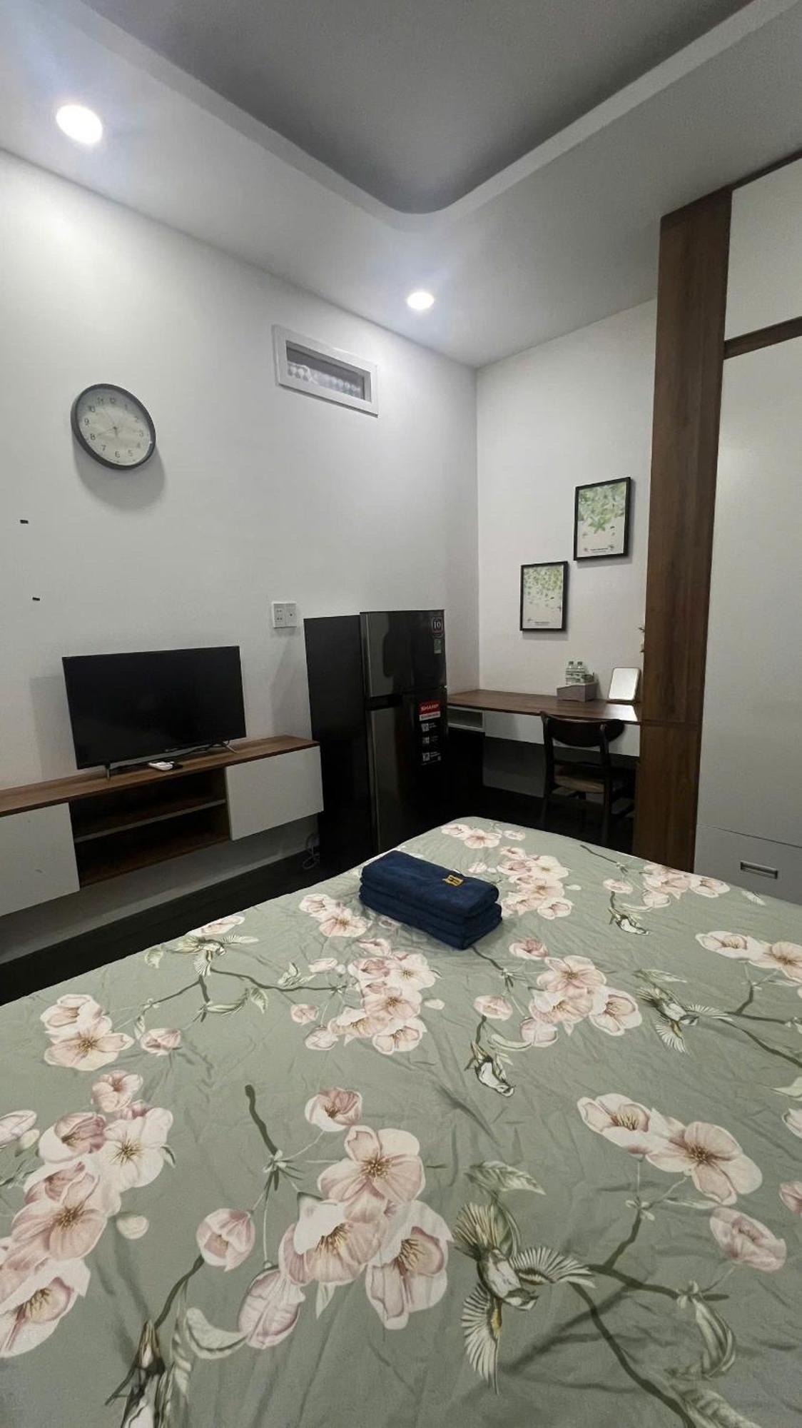 Апартаменты Start House Coliving Walk 5 Minute To The Airport Хошимин Экстерьер фото